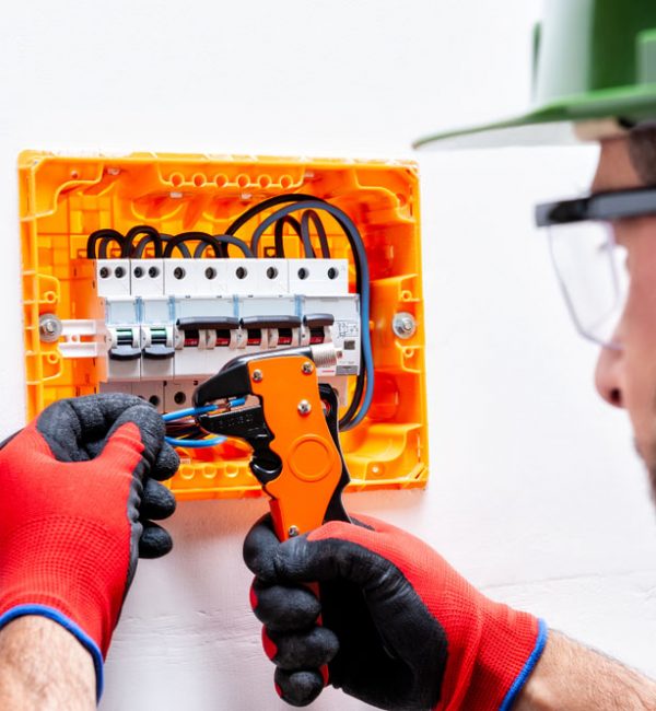 AA1 Electrician Services - About Us